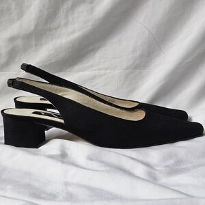 Nina Made in Spain Slingback Heels Black Size 6.5 M Pointy Square Toe 2" Block
